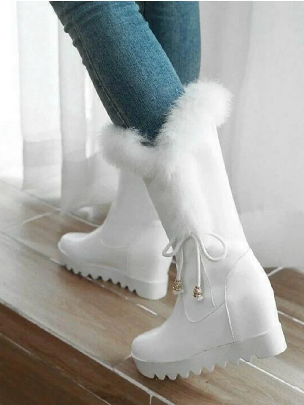 White Faux Fur Mid-calf Boots Winter Pull on Outdoor Sz EUR 40 Sz 9 USA